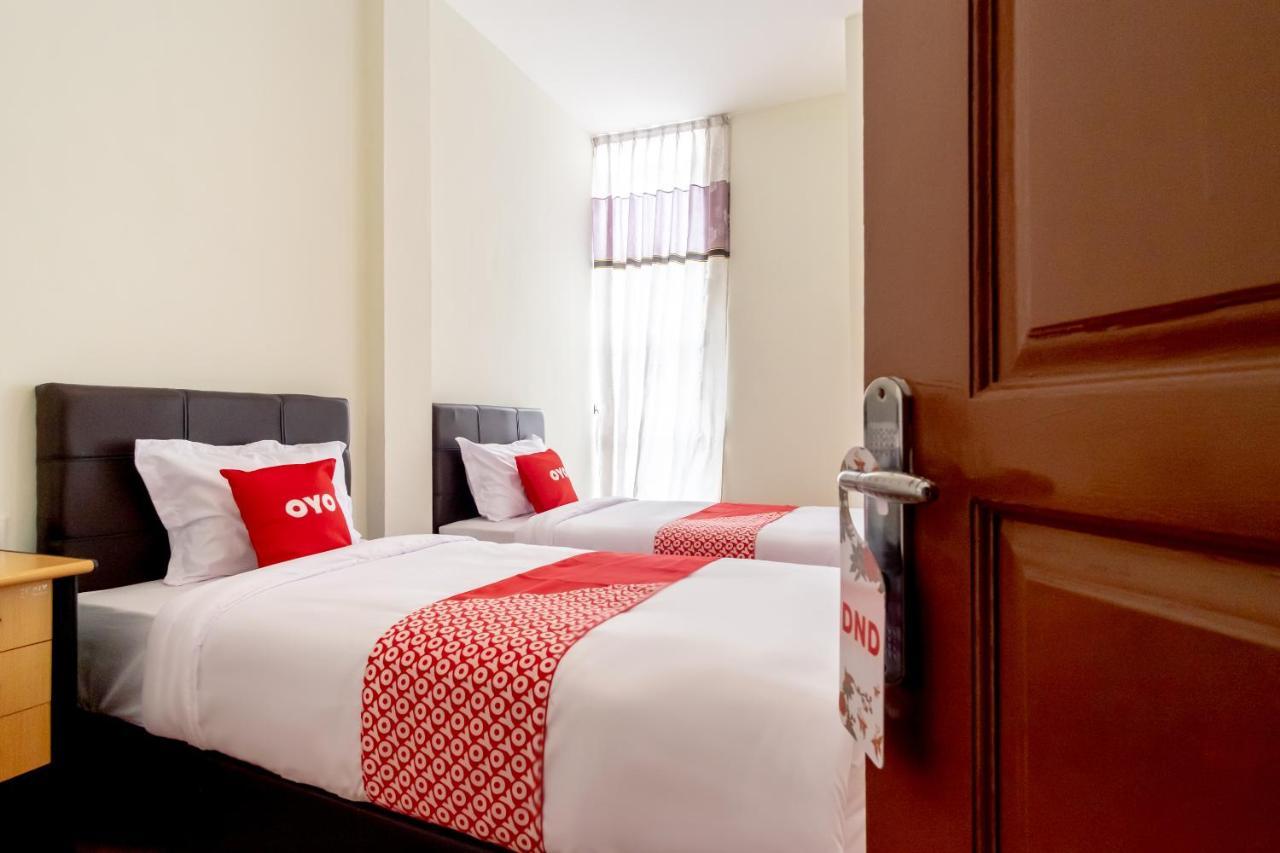 Oyo 1940 Cendana Homestay Syariah Medan Esterno foto