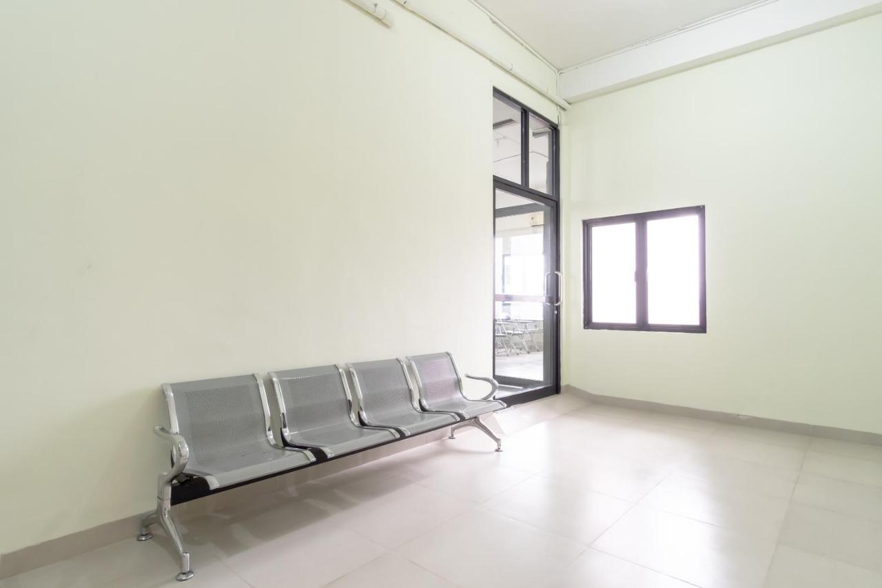 Oyo 1940 Cendana Homestay Syariah Medan Esterno foto