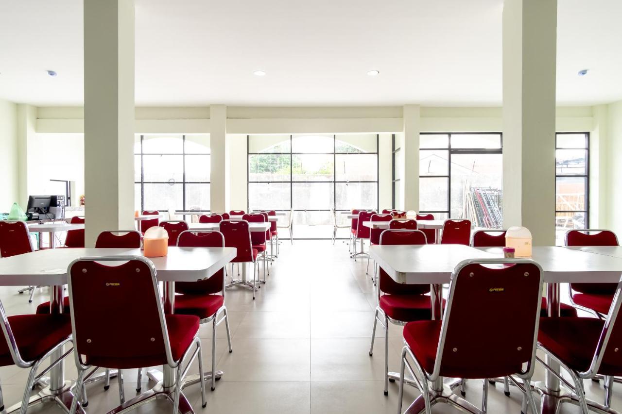 Oyo 1940 Cendana Homestay Syariah Medan Esterno foto