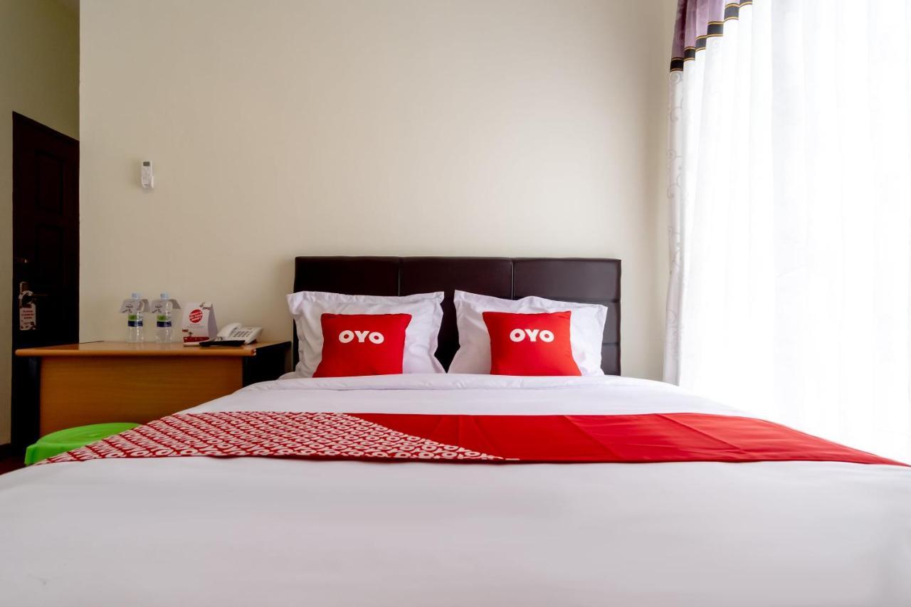 Oyo 1940 Cendana Homestay Syariah Medan Esterno foto
